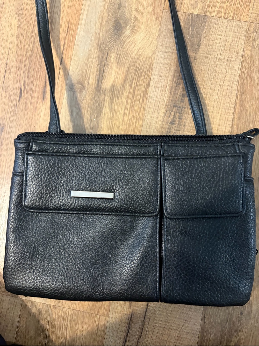 Classic Black Leather Crossbody Bag with Front Pockets